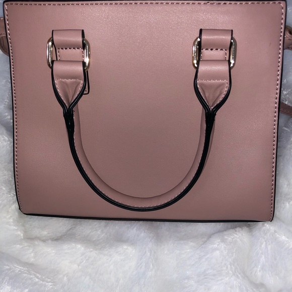 Call it spring purse 👜 - Picture 5 of 8